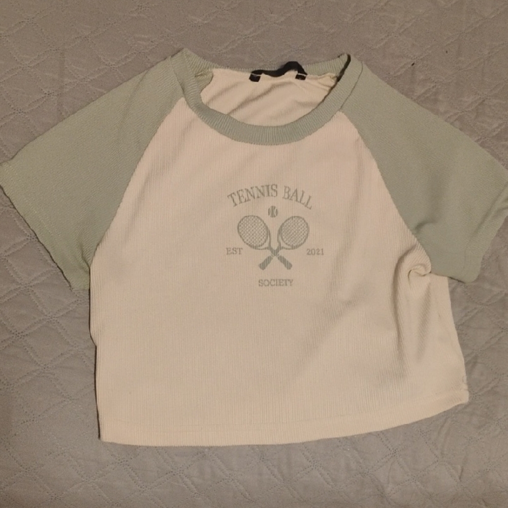 SHEIN Green and Cream Cropped Top